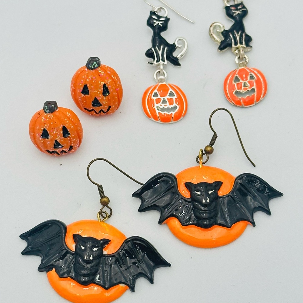Lot Halloween Earrings Bat Pumpkin Cat Jack O Lantern Mixed Materials